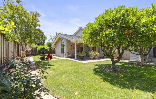10730 La Roda Drive, Cupertino, CA 95014