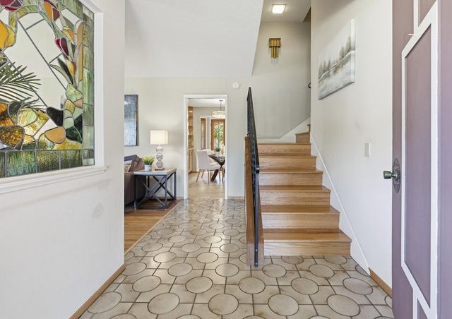 10730 La Roda Drive, Cupertino, CA 95014