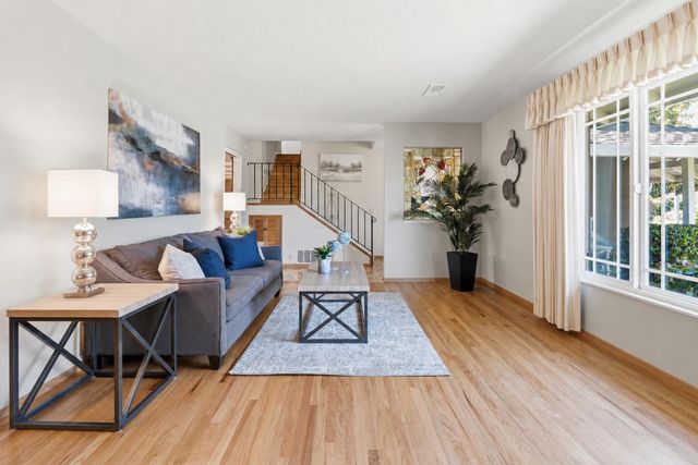 10730 La Roda Drive, Cupertino, CA 95014