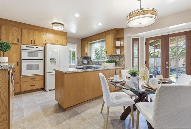 10730 La Roda Drive, Cupertino, CA 95014