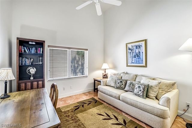 2385 Hidden Lake DR 4502, Naples, FL 34112