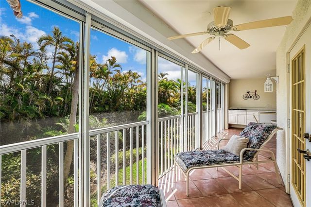 2385 Hidden Lake DR 4502, Naples, FL 34112