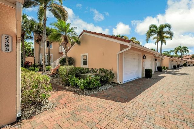2385 Hidden Lake DR 4502, Naples, FL 34112
