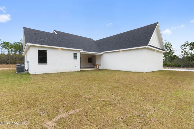 11039 Grace Drive, Gulfport, MS 39503