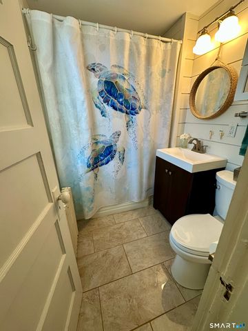 36 Attawan Road, East Lyme, CT 06357
