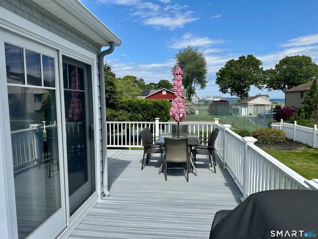 36 Attawan Road, East Lyme, CT 06357