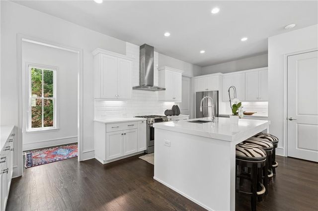 3453 Landen Pine Court NE, Atlanta, GA 30305