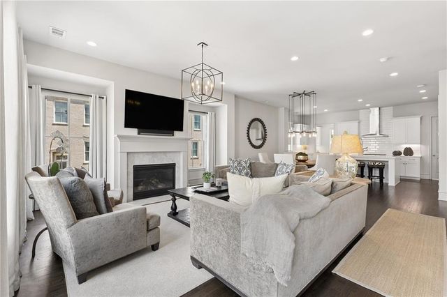 3453 Landen Pine Court NE, Atlanta, GA 30305