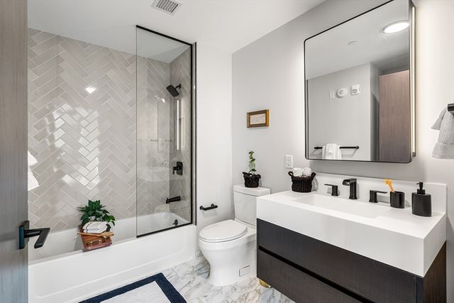 55 Lagrange St 1902, Boston, MA 02116