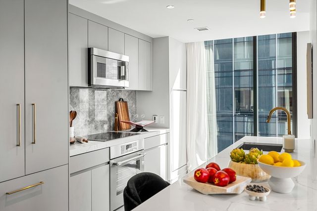 55 Lagrange St 1902, Boston, MA 02116