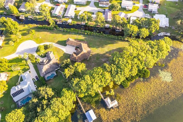12131 EAGLES POINT COURT, Grand Island, FL 32735