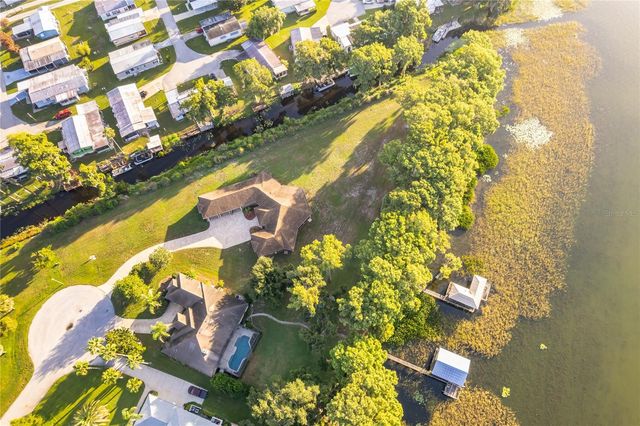 12131 EAGLES POINT COURT, Grand Island, FL 32735