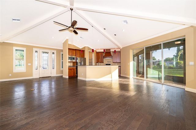 12131 EAGLES POINT COURT, Grand Island, FL 32735