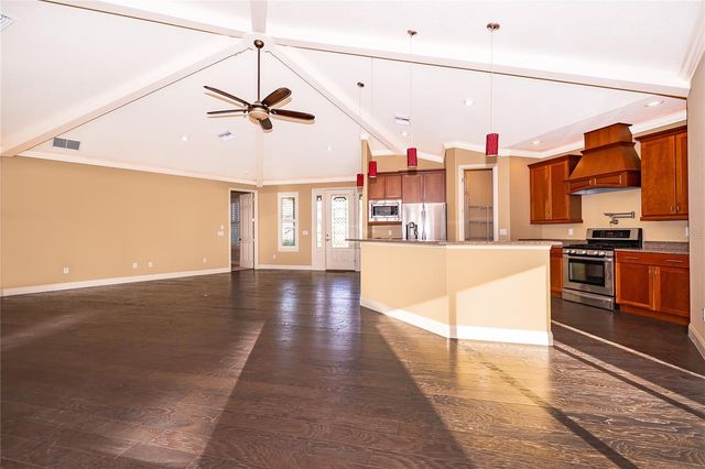 12131 EAGLES POINT COURT, Grand Island, FL 32735