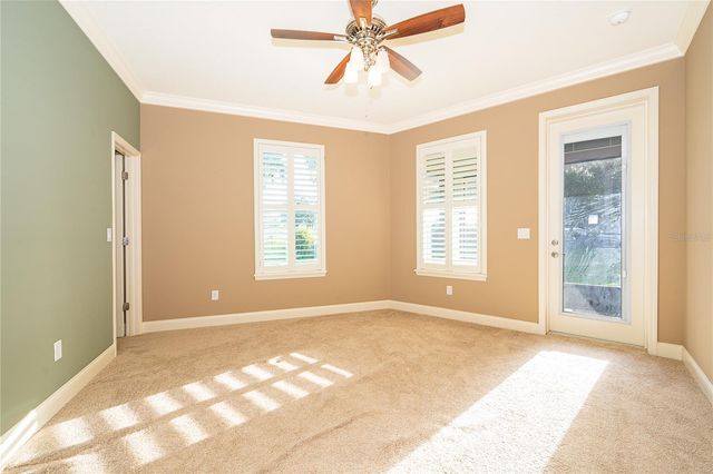 12131 EAGLES POINT COURT, Grand Island, FL 32735