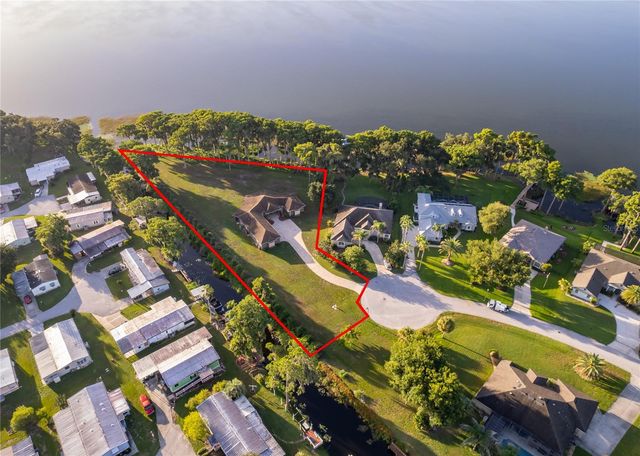 12131 EAGLES POINT COURT, Grand Island, FL 32735
