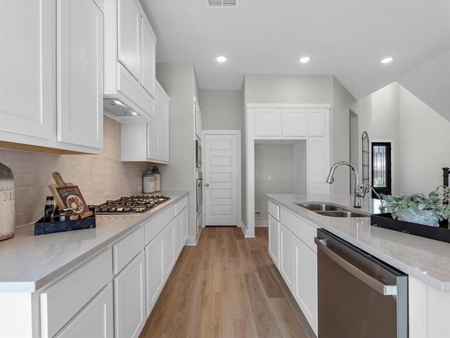 114 Nightshade Street, Richmond, TX 77406
