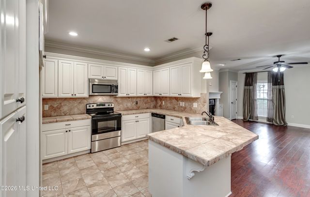 164 Britton Circle, Flowood, MS 39232