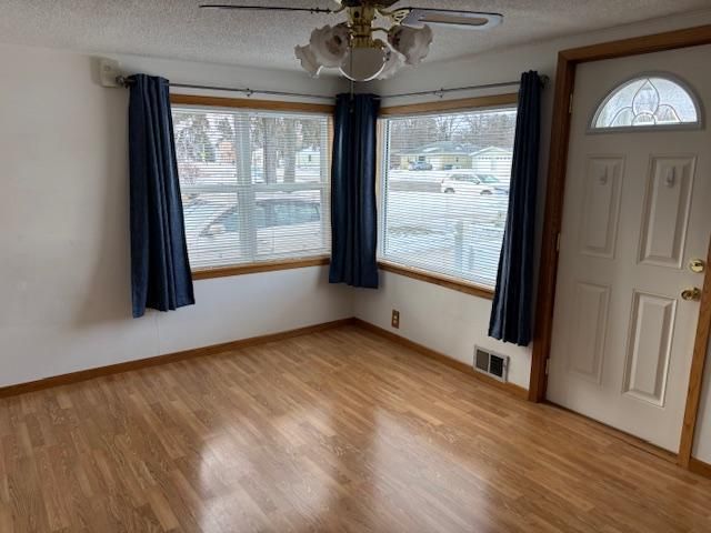 520 17th Street N, Moorhead, MN 56560