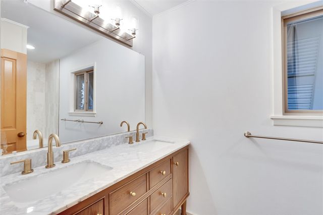 408 Westwood TER, Austin, TX 78746