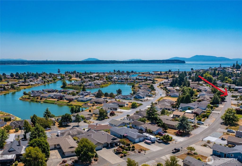 8209 Comox Road, Birch Bay, WA 98230