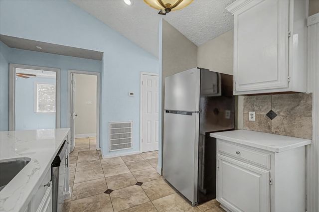 14218 Whitecross Drive, Houston, TX 77083