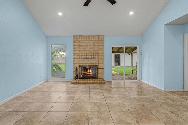 14218 Whitecross Drive, Houston, TX 77083