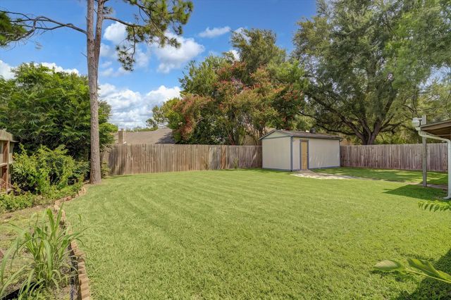 14218 Whitecross Drive, Houston, TX 77083