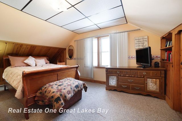 1016 Thurman Street, Saginaw, MI 48602