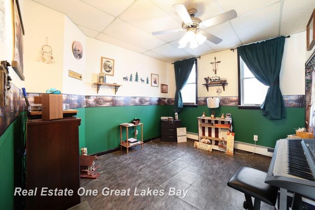 1016 Thurman Street, Saginaw, MI 48602