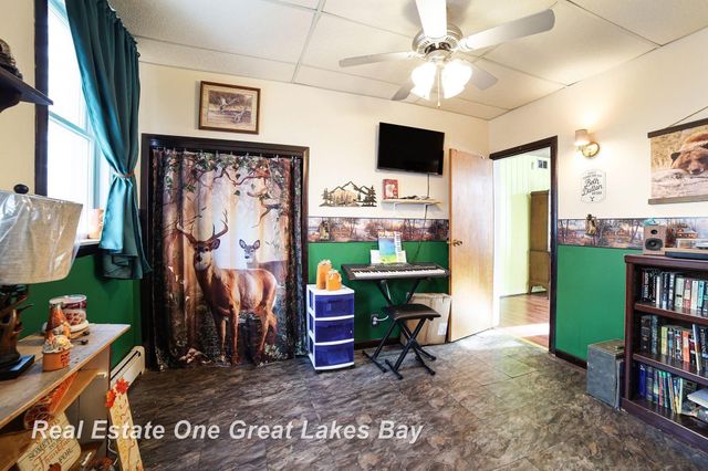 1016 Thurman Street, Saginaw, MI 48602