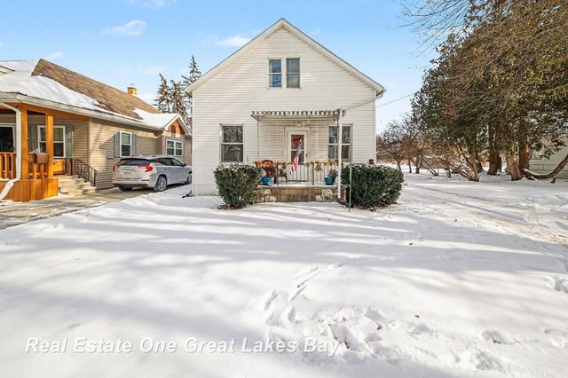 1016 Thurman Street, Saginaw, MI 48602