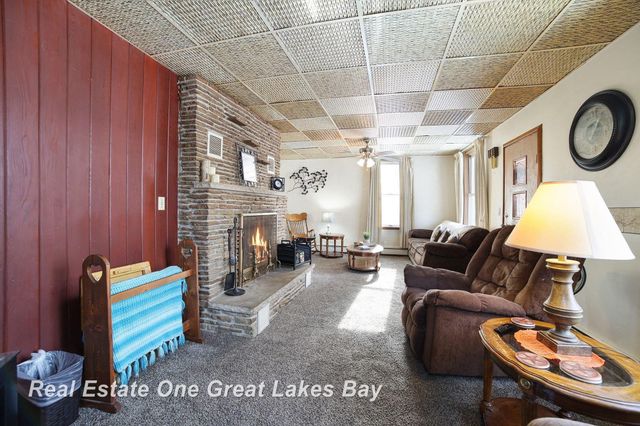 1016 Thurman Street, Saginaw, MI 48602