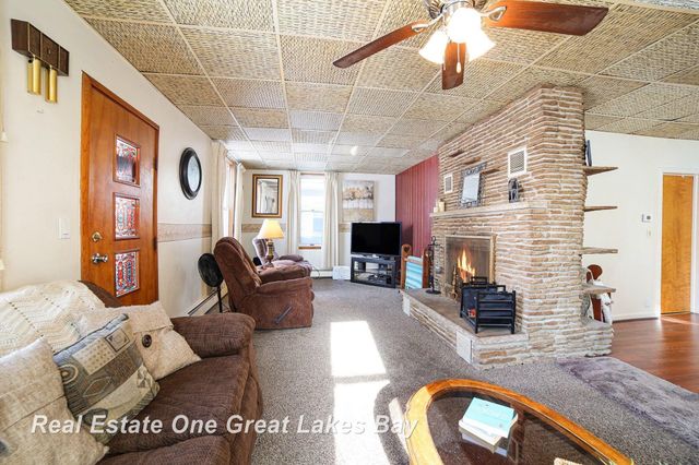 1016 Thurman Street, Saginaw, MI 48602