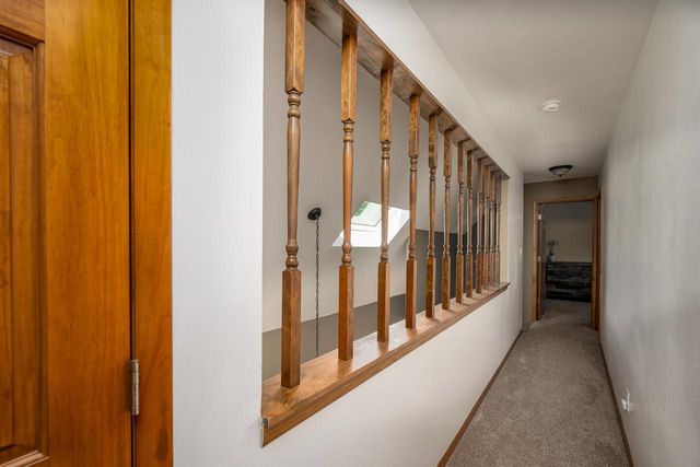 8560 S Sharon DRIVE, Oak Creek, WI 53154