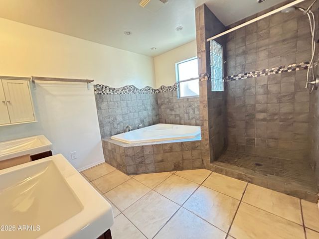 5608 W ACOMA Drive, Glendale, AZ 85306