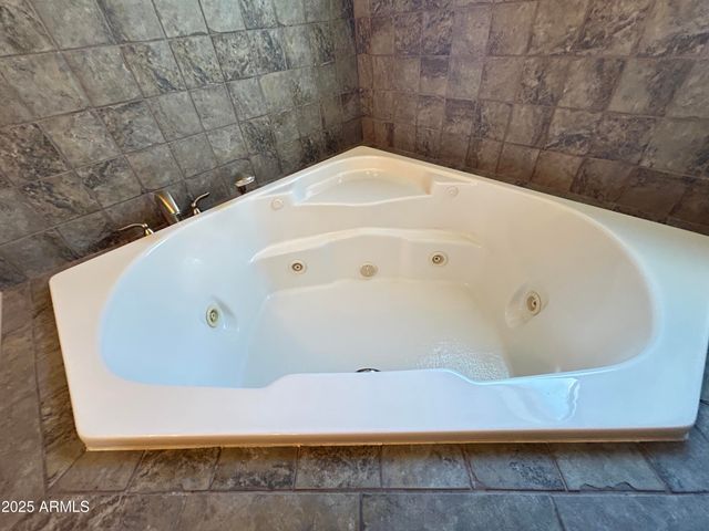 5608 W ACOMA Drive, Glendale, AZ 85306