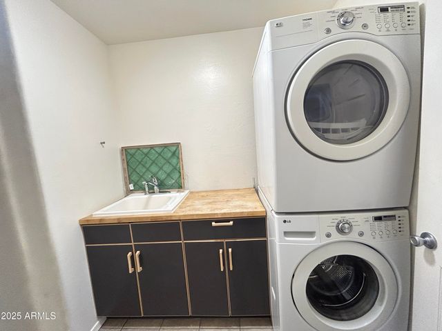 5608 W ACOMA Drive, Glendale, AZ 85306