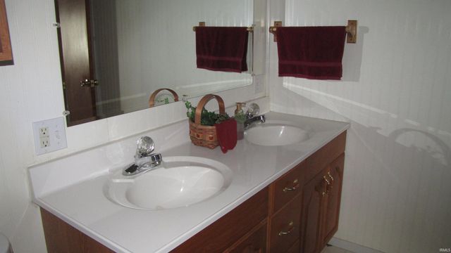 113 N Second Avenue, Princeton, IN 47670