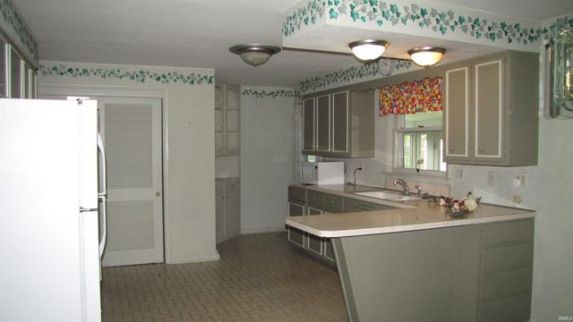 113 N Second Avenue, Princeton, IN 47670