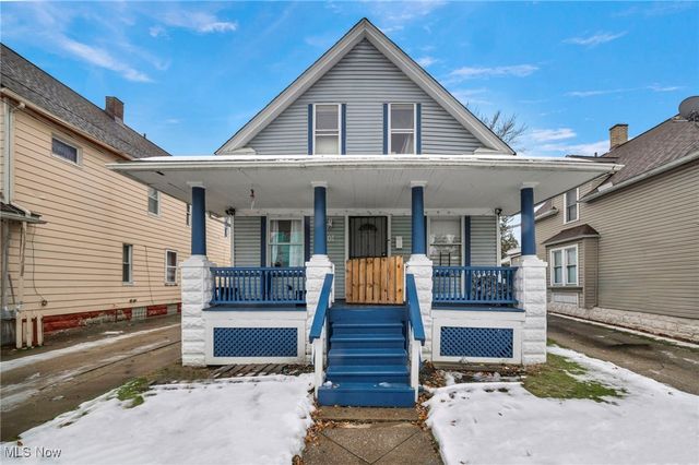 4301 Hodgson Avenue, Cleveland, OH 44109