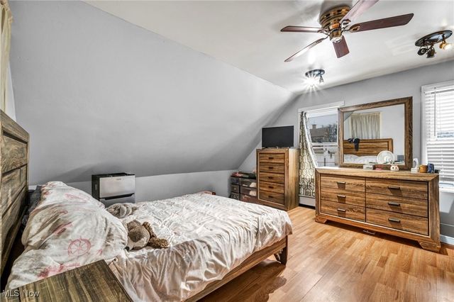 4301 Hodgson Avenue, Cleveland, OH 44109