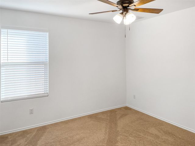 126 Allegro DR, Hutto, TX 78634