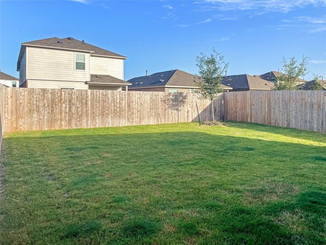 126 Allegro DR, Hutto, TX 78634
