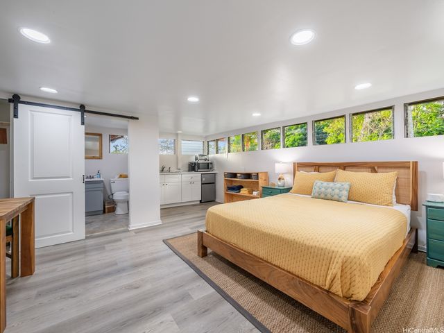 47-849 Kamehameha Highway, Kaneohe, HI 96744