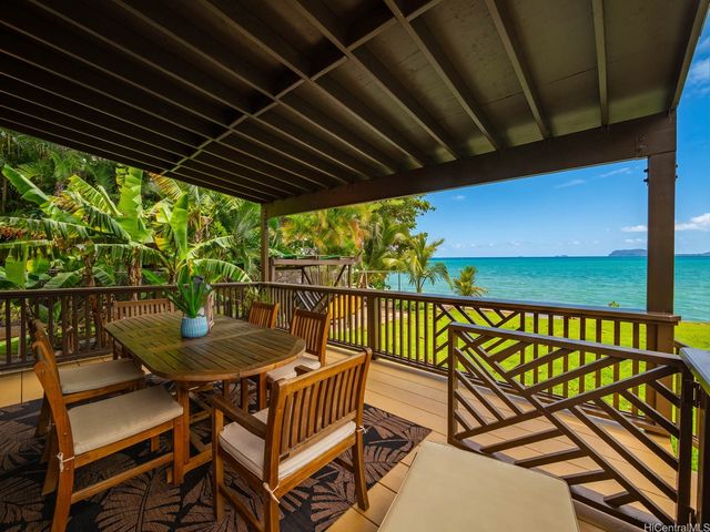 47-849 Kamehameha Highway, Kaneohe, HI 96744