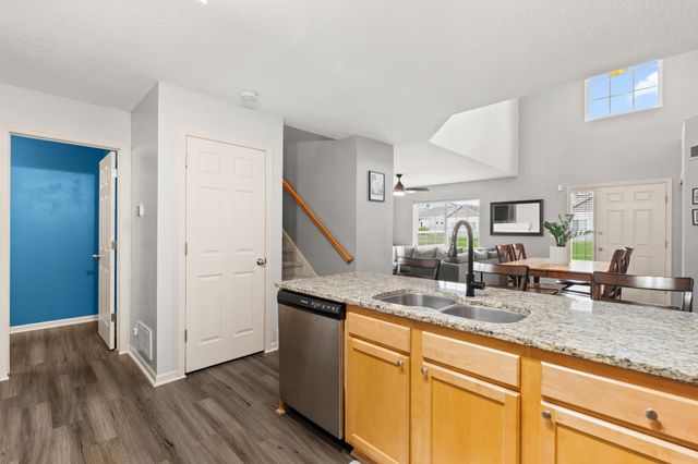 732 SE Williams Court, Waukee, IA 50263