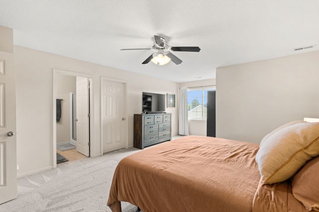 732 SE Williams Court, Waukee, IA 50263