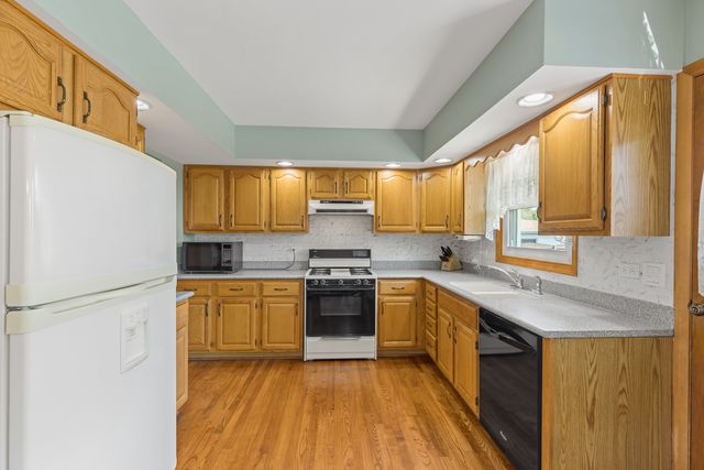 2925 193rd Street, Lansing, IL 60438