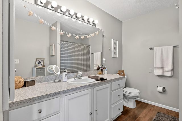 20035 Ideal Way, Lakeville, MN 55044